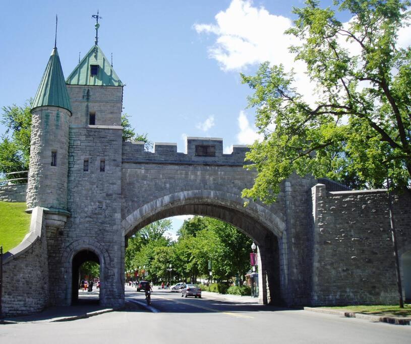 Initial / Medzi / Centre-Ville De Quebec Exterior foto